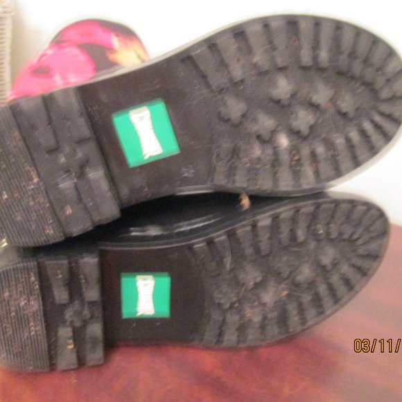 Cougar Tall Black Red Floral Rain Boots 7 Pretty! - Picture 8 of 12